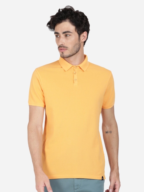 

Breakbounce Men Yellow Solid Polo Collar T-shirt