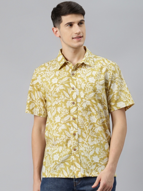 

Fabindia Men Mustard Yellow Ethnic Print Pure Cotton Casual Shirt