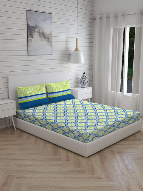 

Layers White & Blue Geometric 104 TC Cotton 1 Queen Bedsheet with 2 Pillow Covers