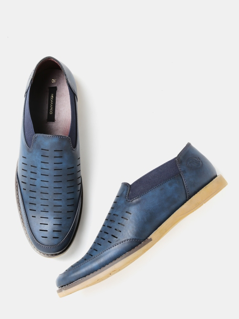 

Moda Rapido Men Navy Solid Slip-Ons, Navy blue