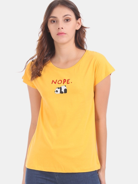 

Sugr Women Mustard Yellow Solid Round Neck T-shirt