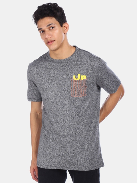 

GAP Men Charcoal Grey Printed Round Neck T-shirt