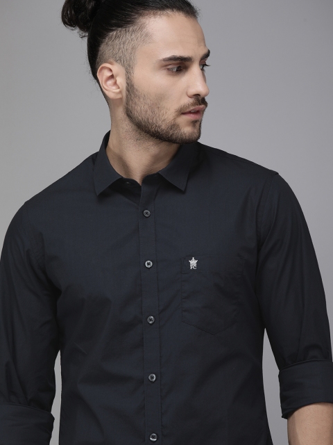 

French Connection Men Navy Blue Solid Pure Cotton Casual Shirt