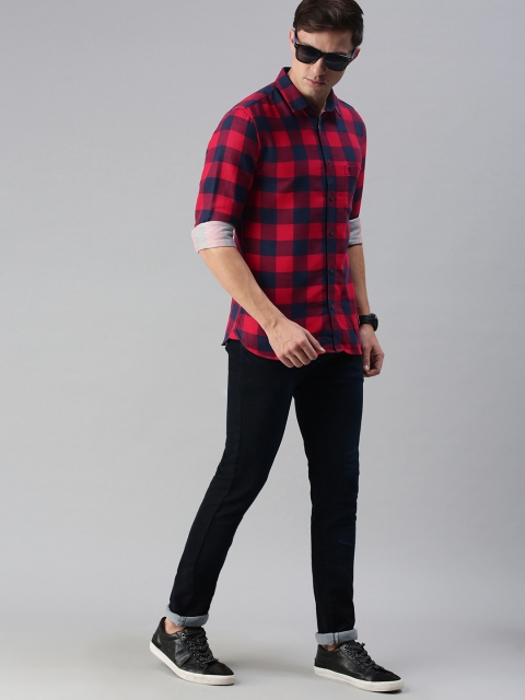

French Connection Men Red & Navy Blue Slim Fit Checked Pure Cotton Casual Shirt