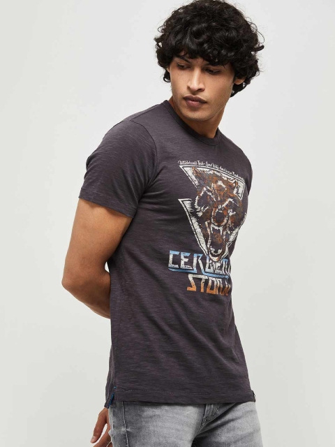 

max Men Charcoal Grey Printed Round Neck T-shirt