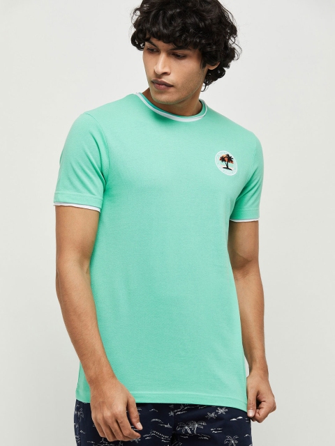 

max Men Green Solid Round Neck T-shirt