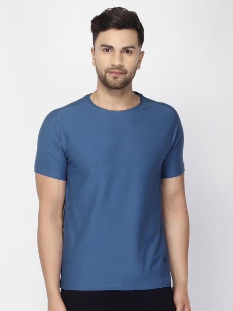 

Blackberrys Men Blue Slim Fit Solid Round Neck T-shirt