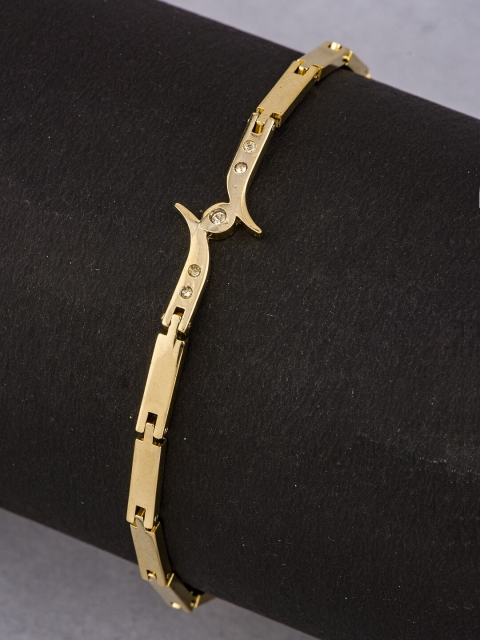 

Alankruthi Gold-Plated Link AD Bracelet