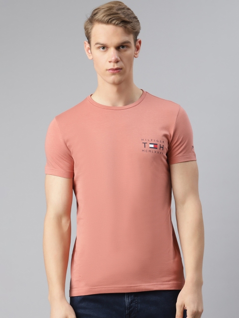 

Tommy Hilfiger Men Peach-Coloured Slim Fit Solid Round Neck T-shirt