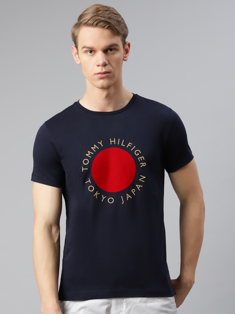 

Tommy Hilfiger Men Navy Blue Red Printed Round Neck Pure Cotton T-shirt
