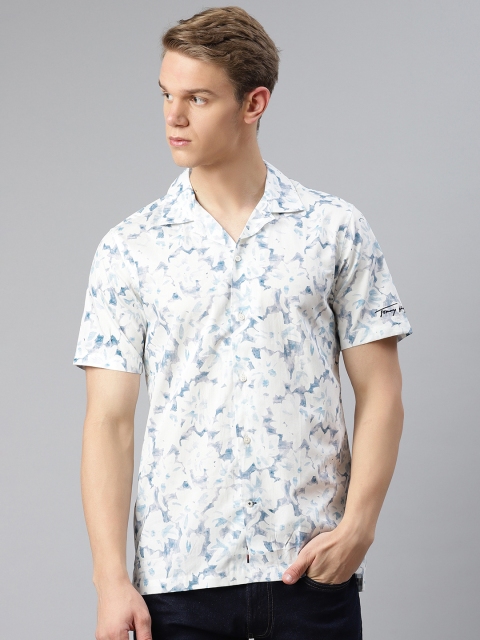 

Tommy Hilfiger Men White & Blue Pure Cotton Regular Fit Floral Printed Casual Shirt
