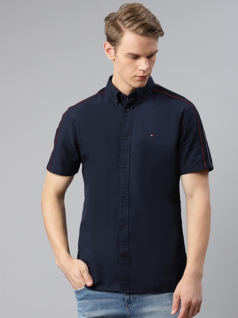 

Tommy Hilfiger Men Navy Blue Pure Cotton Casual Shirt