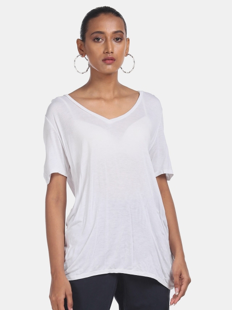 

GAP Women White Solid V-Neck T-shirt