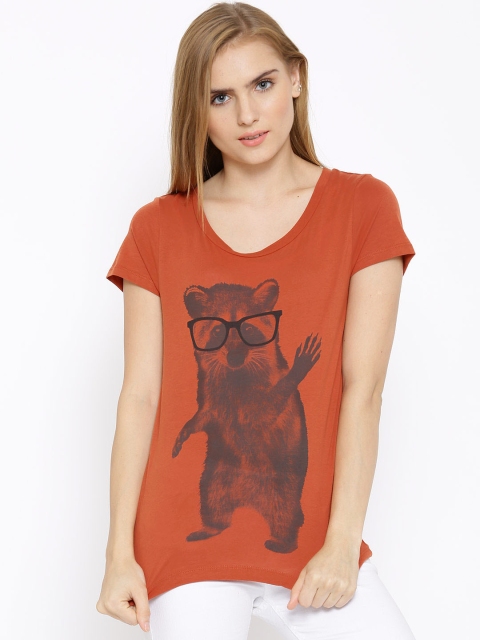 

Vero Moda Rust Orange Printed T-shirt
