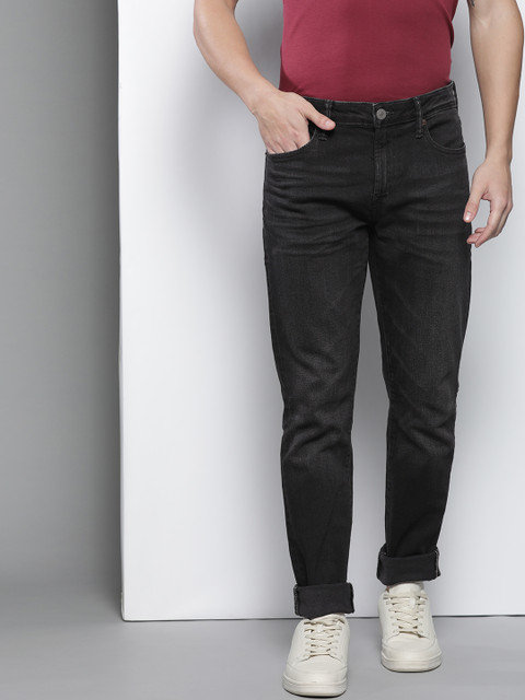 

AMERICAN EAGLE OUTFITTERS Men Black Regular Fit Light Fade Jeans