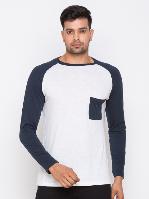 

Nick&Jess Men White & Navy Blue Solid Round Neck Baseball T-shirt