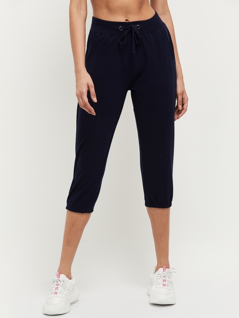 

max Women Navy Blue Solid Cotton Capris