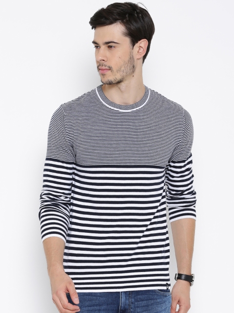 

United Colors of Benetton White Striped Sweater