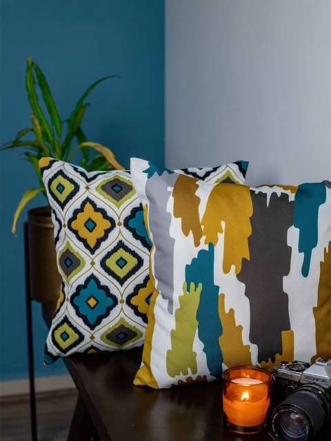 

SHIVANAA HOMES White & Blue Set of 2 Abstract Square Cushion Covers