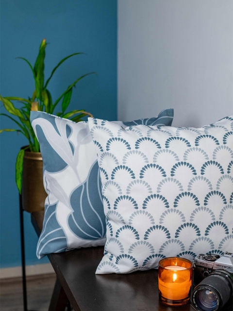 

SHIVANAA HOMES White & Grey Set of 2 Floral Square Cushion Covers