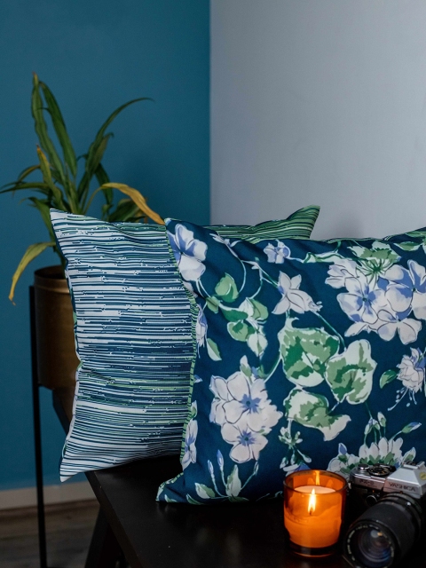 

SHIVANAA HOMES Green & Blue Set of 2 Abstract Square Cushion Covers