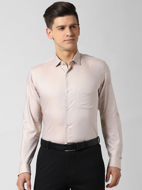 

Peter England Men Beige Solid Formal Shirt