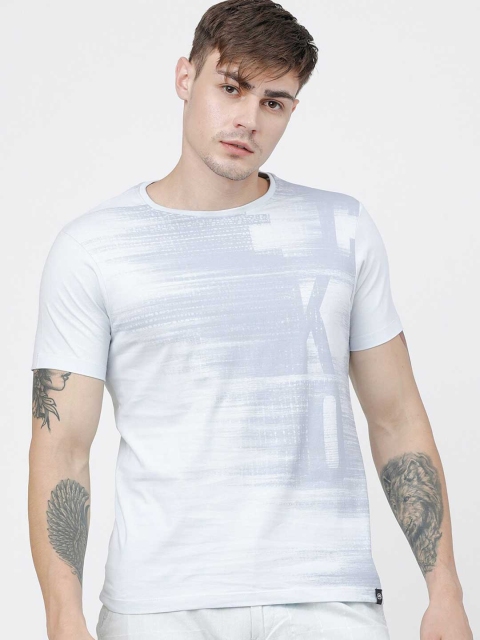 

Ecko Unltd Men White & Blue Pure Cotton Striped Round Neck T-shirt