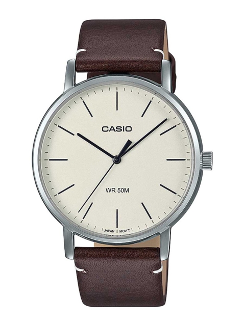

CASIO Men White Analogue Watch