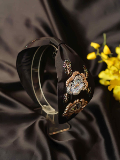 

Bellofox Black Embellished Hairband