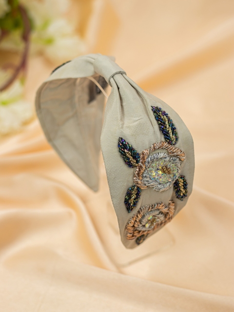 

Bellofox Beige Embellished Hairband