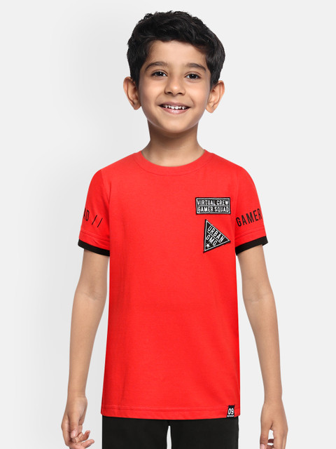 

Provogue Boys Red Solid Pure Cotton T-shirt