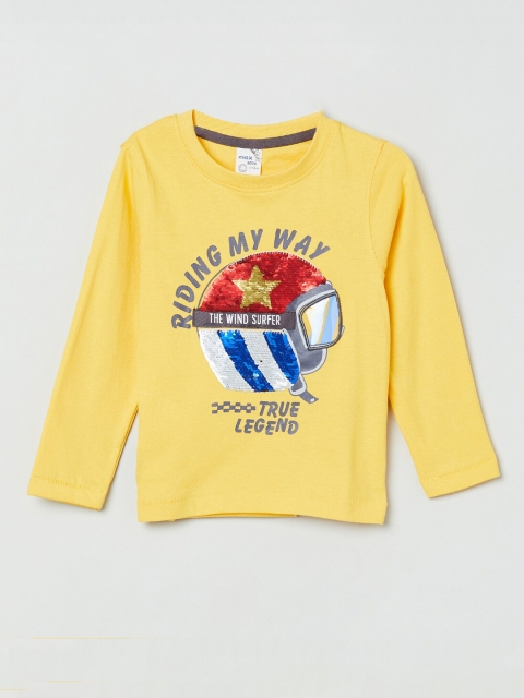 

max Boys Yellow & Blue Printed Flip-Sequinned Pure Cotton Round Neck T-shirt