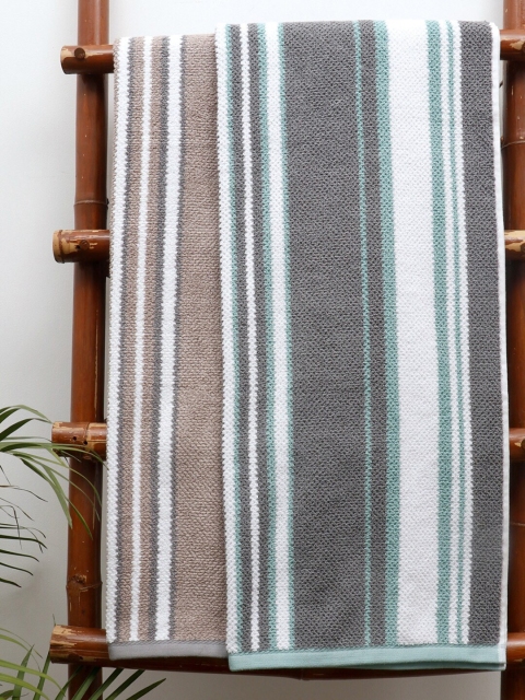 

AVI Living Set Of 2 Striped 550 GSM Cotton Bath Towels, Sea green