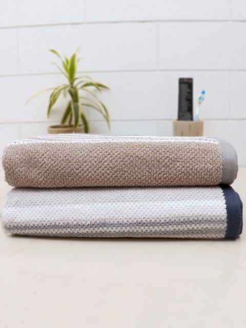 

AVI Living Set Of 2 Grey & Beige Striped 550 GSM Cotton Bath Towels