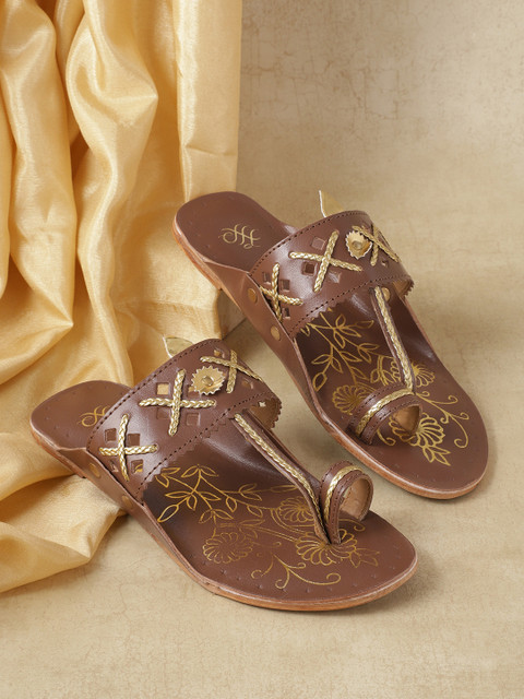

House of Pataudi Women Tan Brown Handcrafted Ethnic One Toe Flats