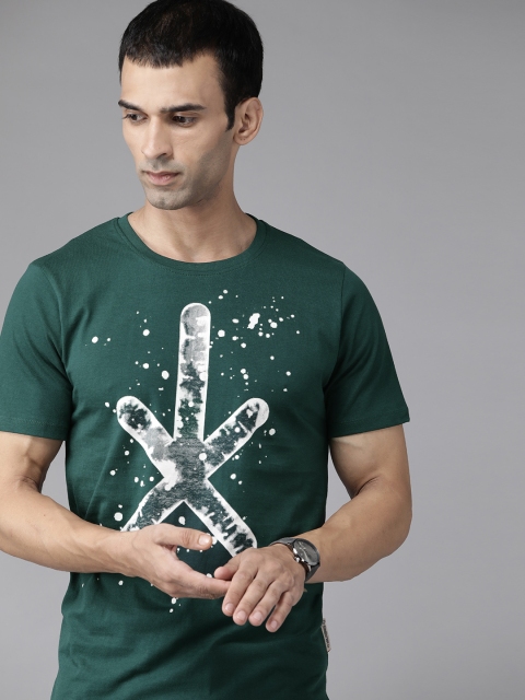 

Roadster Men Green & White Brand Logo Printed Pure Cotton T-shirt