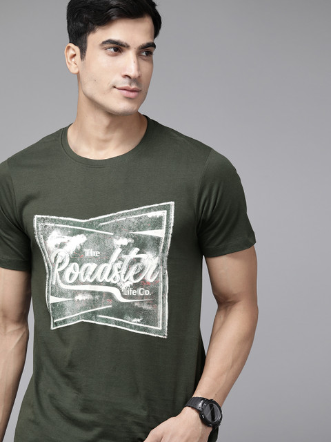 

Roadster Men Olive Green & Off White Brand Logo Printed Pure Cotton T-shirt