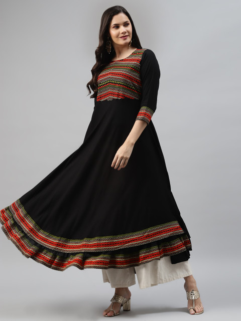 

Nehamta Women Black & Red Yoke Design Kurta