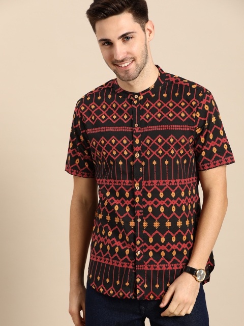 

Anouk Men Black & Red Printed Cotton Casual Shirt