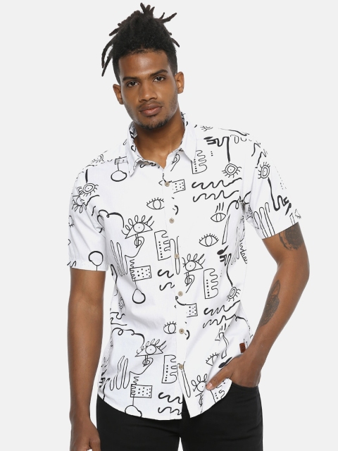 

Campus Sutra Men White & Black Regular Fit Printed Casual Shirt