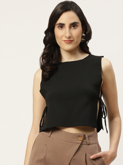 

Trendyol Black Solid Regular Crop Top