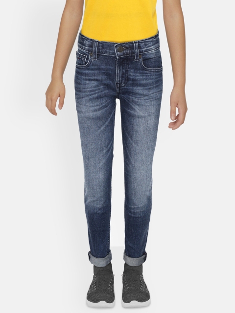 

Tommy Hilfiger Boys Navy Blue Slim Fit Light Fade Stretchable Jeans