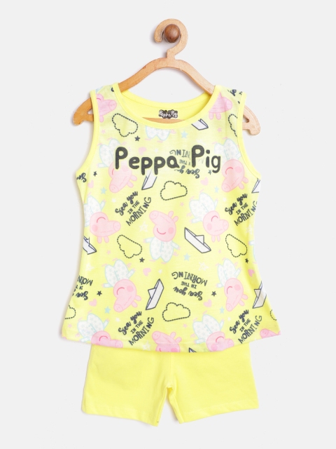 

Eteenz Girls Yellow & Pink Peppa Pig Printed T-shirt with Shorts