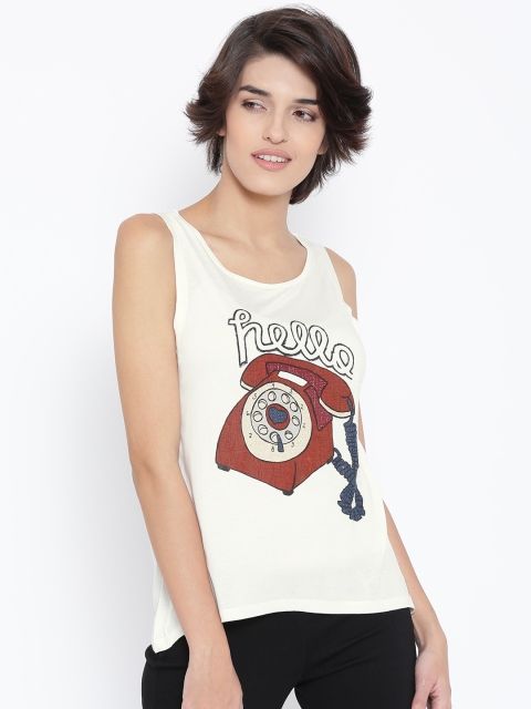 

Vero Moda White Printed T-shirt