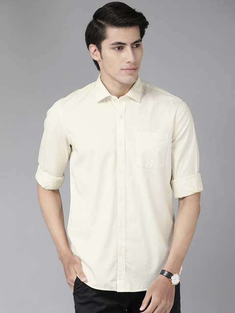 

Blackberrys Men Yellow Solid Slim Fit Knitted Casual Shirt