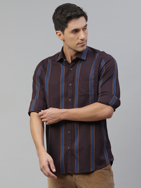 

Blackberrys Men Black Slim Fit Striped Casual Shirt