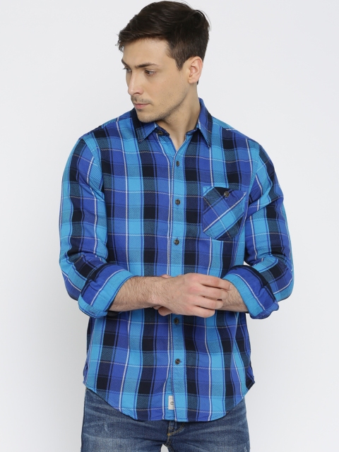 

Timberland Men Blue Checked Casual Shirt