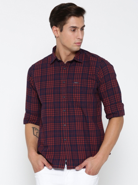

Pepe Jeans Men Red & Navy Checked Casual Shirt