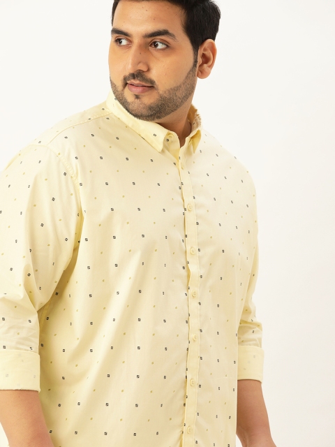 

Sztori Men Plus Size Yellow & Black Printed Cotton Casual Shirt