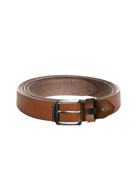 

WildHorn Men Tan Textured Leather Belt